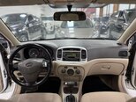 Hyundai Accent-22