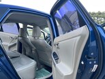 Toyota Prius-13
