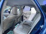 Toyota Prius-12
