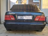 Mercedes E 240-2