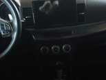 Mitsubishi Lancer-11