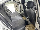 Hyundai Accent-11