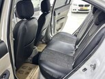 Hyundai Accent-12