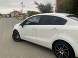 Kia Rio-7