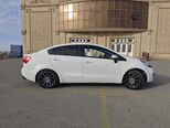 Kia Rio-5