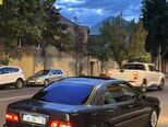 Mercedes E 220-3