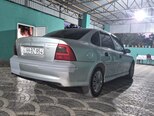 Opel Vectra-5