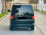 Volkswagen Caravelle-5