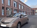 Toyota Prius-4