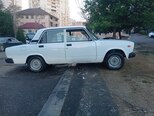 LADA (VAZ) 2107-2