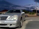 Mercedes E 270-20