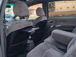 Mitsubishi Grandis-11