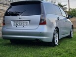 Mitsubishi Grandis-2