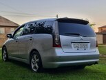 Mitsubishi Grandis-4