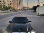 Mercedes E 280-5