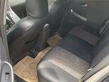 Toyota Prius-5
