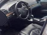 Mercedes E 270-7