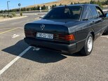 Mercedes 190-4