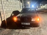 Mercedes 190-20