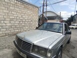 Mercedes 190-2