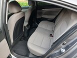 Hyundai Elantra-11