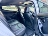 Hyundai Elantra-12