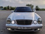 Mercedes E 320-1