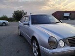 Mercedes E 320-4