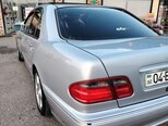 Mercedes E 320-6
