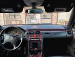 Mercedes E 320-8