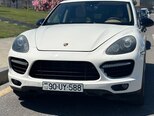 Porsche Cayenne Turbo-11