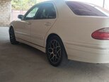Mercedes E 240-2