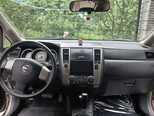 Nissan Tiida-13