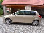 Nissan Tiida-11