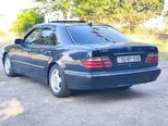 Mercedes E 220-7