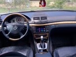 Mercedes E 270-9