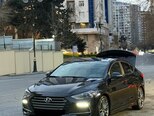 Hyundai Elantra-7