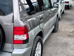 Mitsubishi Pajero io-7