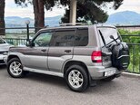 Mitsubishi Pajero io-8