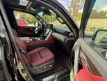 Lexus LX 500d-8