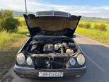 Mercedes E 220-5