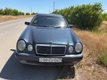 Mercedes E 220-2