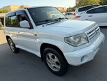 Mitsubishi Pajero io-3