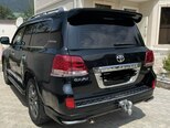 Toyota Land Cruiser-2