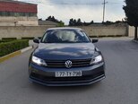 Volkswagen Jetta-2