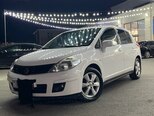 Nissan Tiida-1