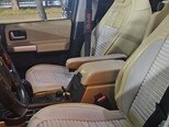 Land Rover Discovery-2