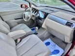 Nissan Tiida-12