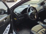 Hyundai Accent-11