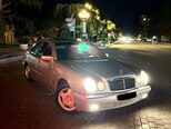 Mercedes E 240-1